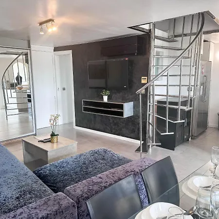 Apartmán Port View By Hello Homes *