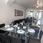 דירה Port View By Hello Homes